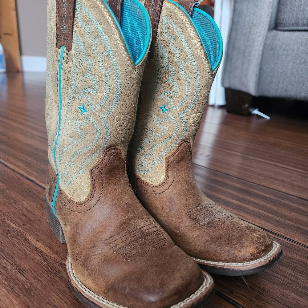 Girls Ariat Quickdraw Boots Size 11